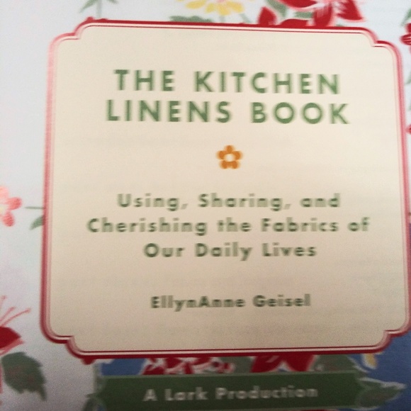 The Kitchen Linens Book - Picture 3 of 8